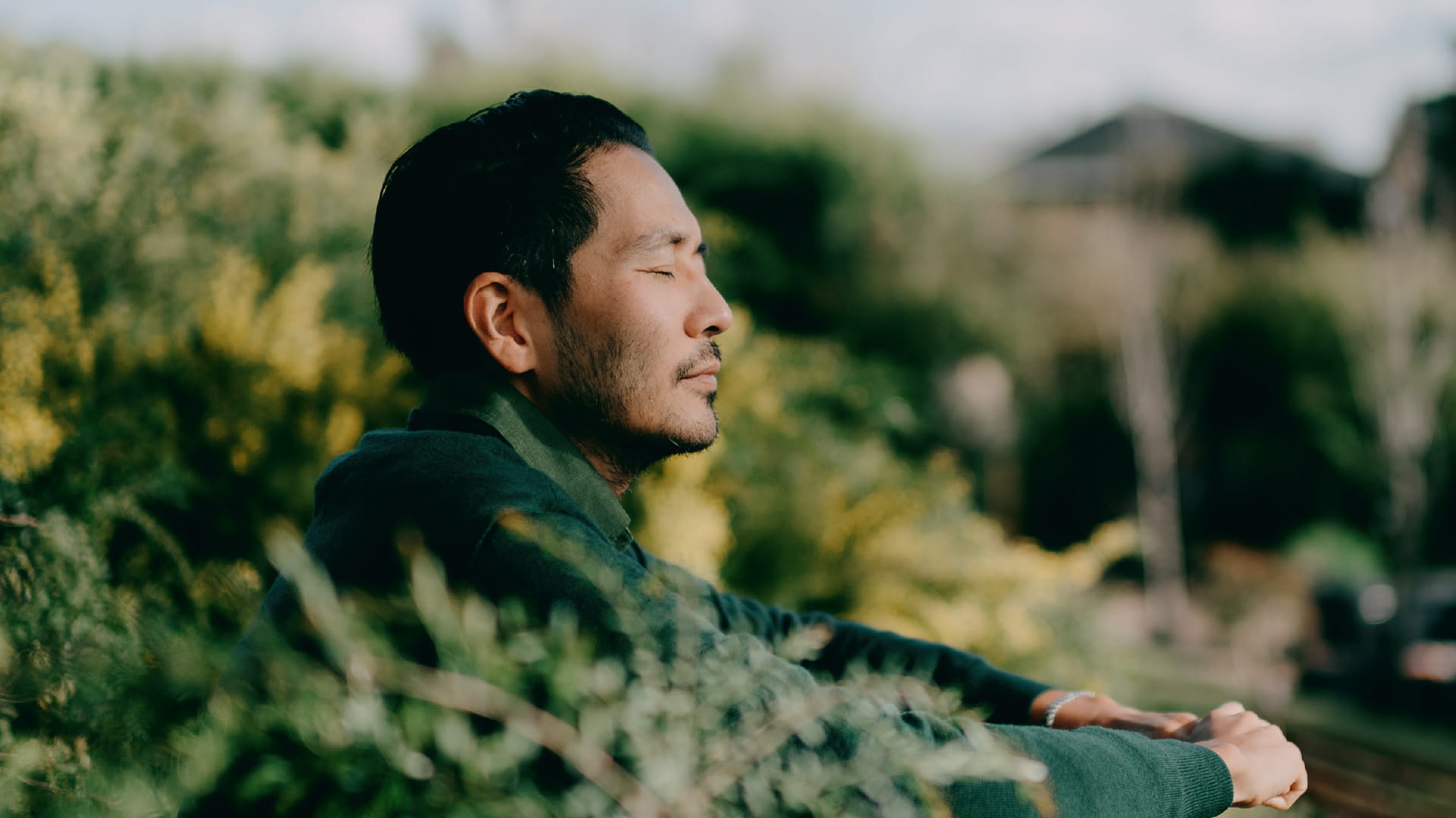 Can Zen therapy relieve tinnitus? Read this blog. | Widex | Widex